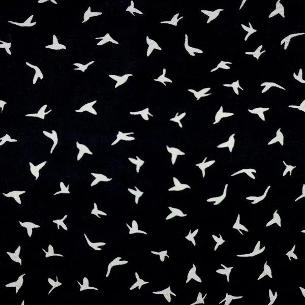 Kokon Zwo Kokon Zwo Basic Rundhalsshirt Langarm 60% Seide (peacesilk), 40% Baumwolle (kbA), Vogeldruck schwarz/weiß, – Produktbild 3 von 3
