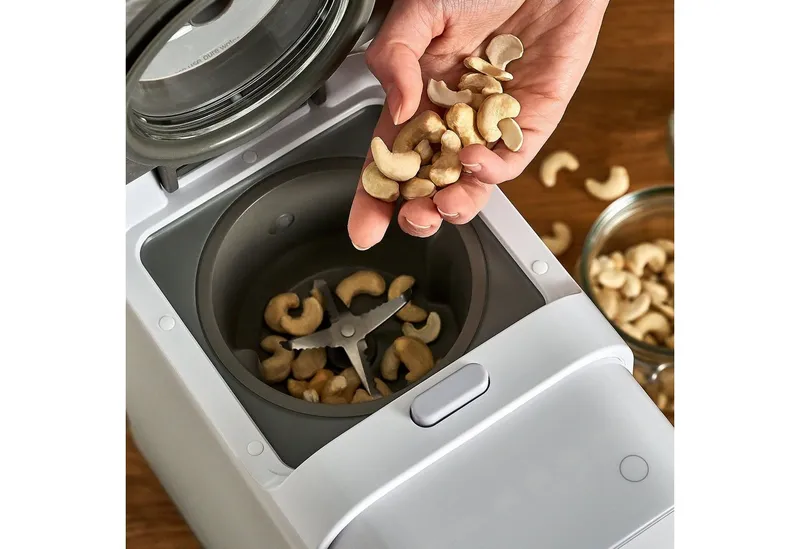 Springlane Zerkleinerer Pflanzenmilchbereiter Mila - Nussmilch & Pflanzenmilch selbst machen, 1000 W, 1,0 L oder 0,6 L, Touchdisplay, Weiß, – Produktbild 4 von 5