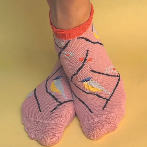 Fräulein Prusselise Fräulein Prusselise Meise Sneaker Socke, rosa, Vogel, nature, bunt gemustert – Produktbild 1 von 3