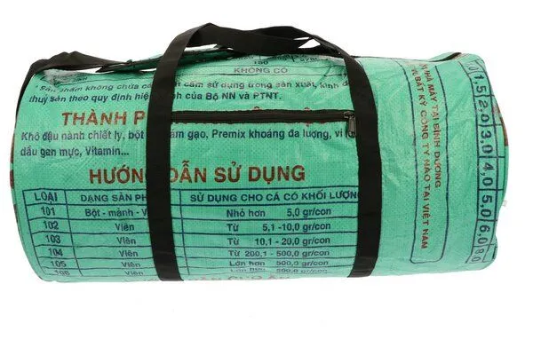 MoreThanHip MoreThanHip Wochenend- oder Sporttasche 40L aus recycelten Zement-oder Tierfuttersäcken - Jumbo, Grün - fisch, – Produktbild 4 von 4