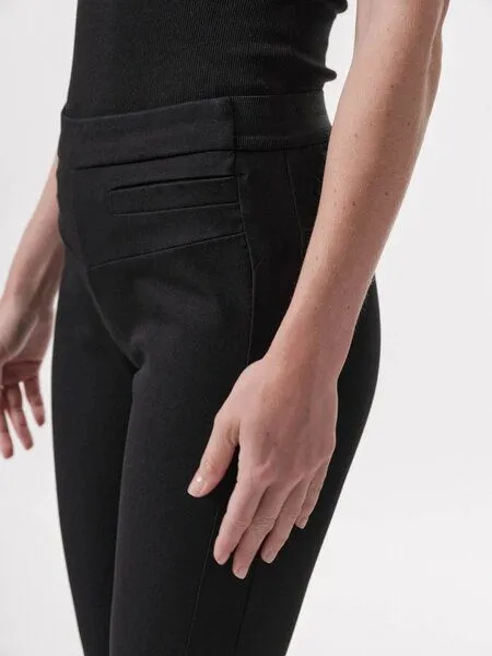LANIUS LANIUS Slim Fit Hose aus Bio-Baumwolle und Comfort Stretch, Black, – Produktbild 3 von 4
