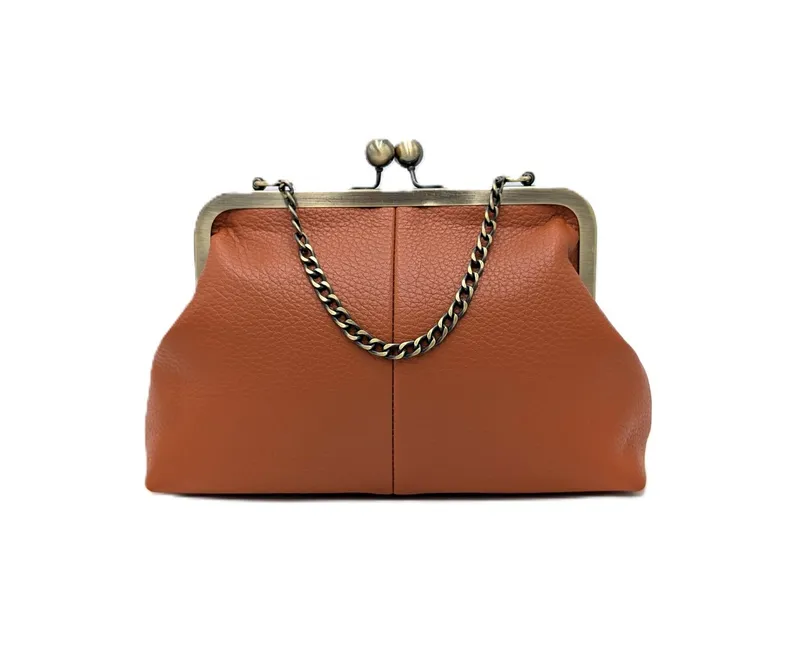 Mera Vellon Umhängetasche Damen Handtasche Novela, Umhängetasche aus veganem Leder und mit Clipverschluss, Braun, – Produktbild 5 von 5