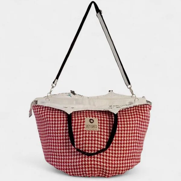 REFISHED fair fashion e.U. REFISHED fair fashion e.U. SOULMATE TWEED ZIP Tasche, #tweed zip rot-weiß / #fish weiß, – Produktbild 1 von 4