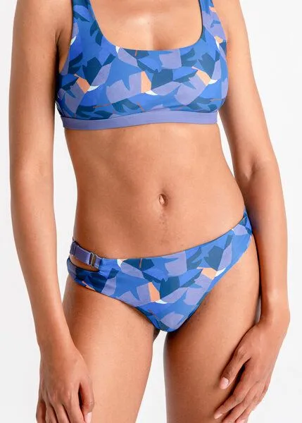 boochen boochen Bikini Slip Caparica - wendbar - Surfbikini, Federprint (lila), – Produktbild 3 von 4