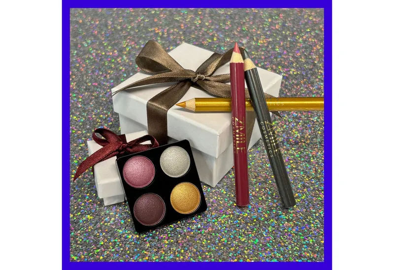 ZMILE COSMETICS Kosmetik-Adventskalender Make-Up Adventskalender Cube Winter Magic - vegane Kosmetik (24-tlg) – Produktbild 4 von 5