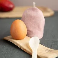 nahtur design nahtur-design Eierwärmer aus Bioleinen mit Feinloden | Bring Farbe auf Deinen Tisch, Rosé (rosa), – Produktbild 1 von 2