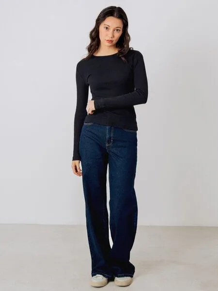 Honest Basics Honest Basics Damen Geripptes Langarmshirt aus Bio- und recycelter Baumwolle, Schwarz, – Produktbild 4 von 4