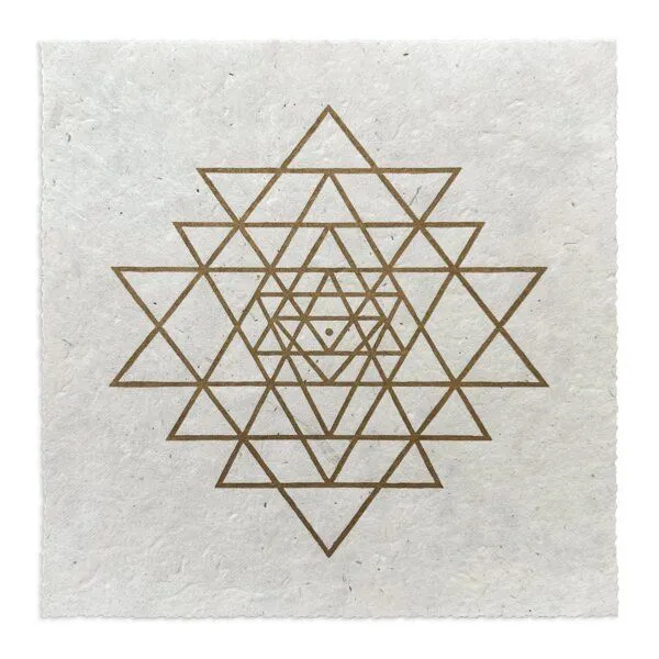 Veskor Cassiopeia Veskor Cassiopeia SRI YANTRA Symbol Linoldruck | 22 × 22 cm | Gold auf Naturweiß – Produktbild 1 von 4