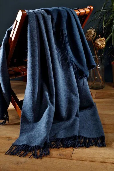 biederlack biederlack Plaid Wohndecke wunderschöne Farben Wolle-Kaschmir-Mix -jetzt in 2 Größen, Navy-denim neu 2026, – Produktbild 4 von 4