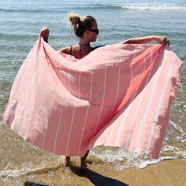 Karawan authentic Karawan authentic Fouta HAMMAM (Peshtamal) aus Bio-Baumwolle, 100 x 200cm, Koralle (rosa), – Produktbild 1 von 4