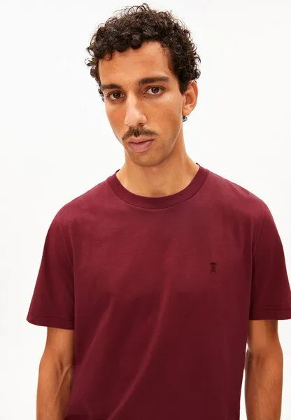 ARMEDANGELS ARMEDANGELS JAAMES Herren T-Shirt aus Bio-Baumwolle, Velvet red, – Produktbild 2 von 3