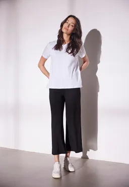 LAURIE LAURIE Damen vegan Lose Hose Crop Jersey Donna Schwarz – Produktbild 1 von 1