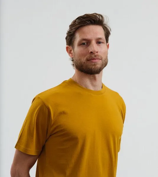 Gary Mash GARY MASH Herren Basic T-Shirt aus Biobaumwolle, Gelb, – Produktbild 3 von 4