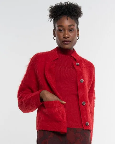 Alma & Lovis Alma & Lovis Kuschelige Wohlfühljacke aus gebrushtem Alpakastrick | Brushed Jacket, Poppy red (rot), – Produktbild 1 von 4