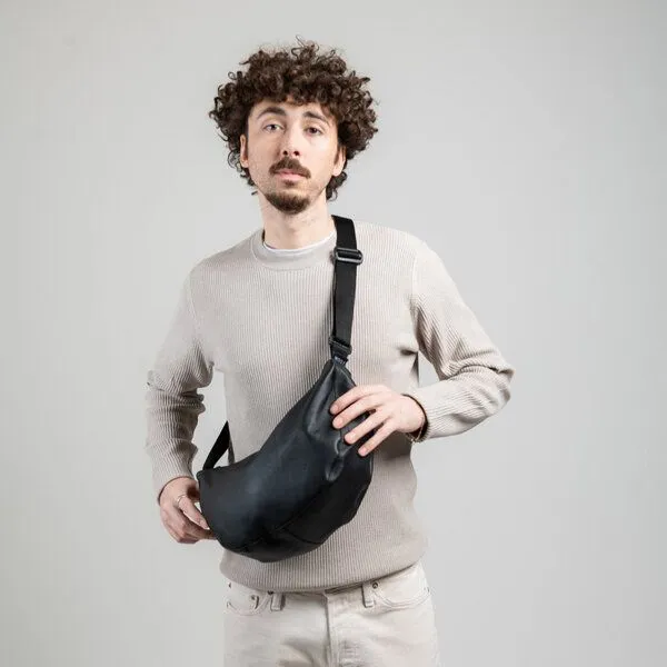 MOOT MOOT Die Moonbag aus Lederjacken – Produktbild 4 von 4