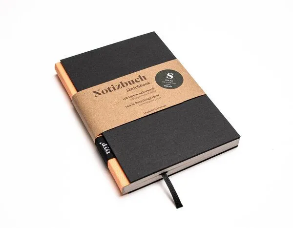 tyyp Notizbuch A6 schwarz - perforiert - 100% Recyclingpapier - BerlinBook by tyyp, Black, – Produktbild 2 von 6