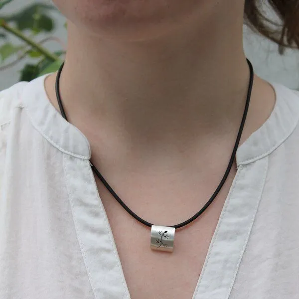 pakilia pakilia Silber Kette Gecko Fair-Trade und handmade – Produktbild 4 von 4