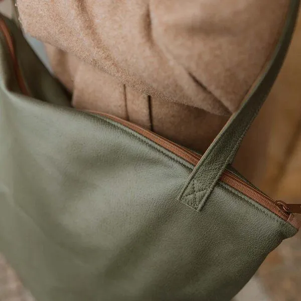 BOWLEANIES TASCHEN BOWLEANIES TASCHEN Mom Bag | Großer Shopper aus Lederfaserstoff mit Reißverschluss, Khaki, – Produktbild 2 von 4