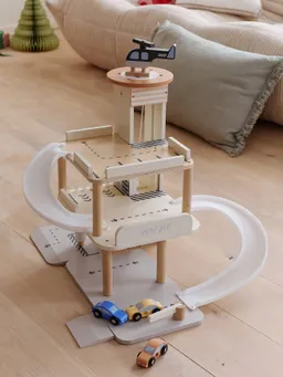 Vertbaudet Parkgarage mit 3 Ebenen und Aufzug aus Holz FSC® für Kinder – Produktbild 1 von 1