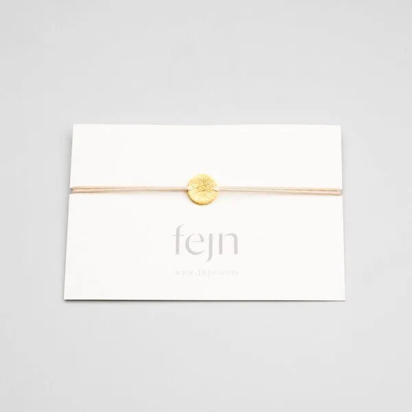 fejn jewelry fejn jewelry Armband 'satin disc' mit farbigen Textilband, Gold, – Produktbild 1 von 8