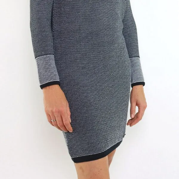 Gary Mash GARY MASH Strickkleid Lake Alma aus Biobaumwolle, Schwarz-weiß, – Produktbild 2 von 4