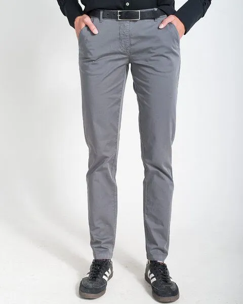 Alma & Lovis Alma & Lovis Chino aus Bio-Baumwolle, Dunkelgrau, – Produktbild 1 von 4