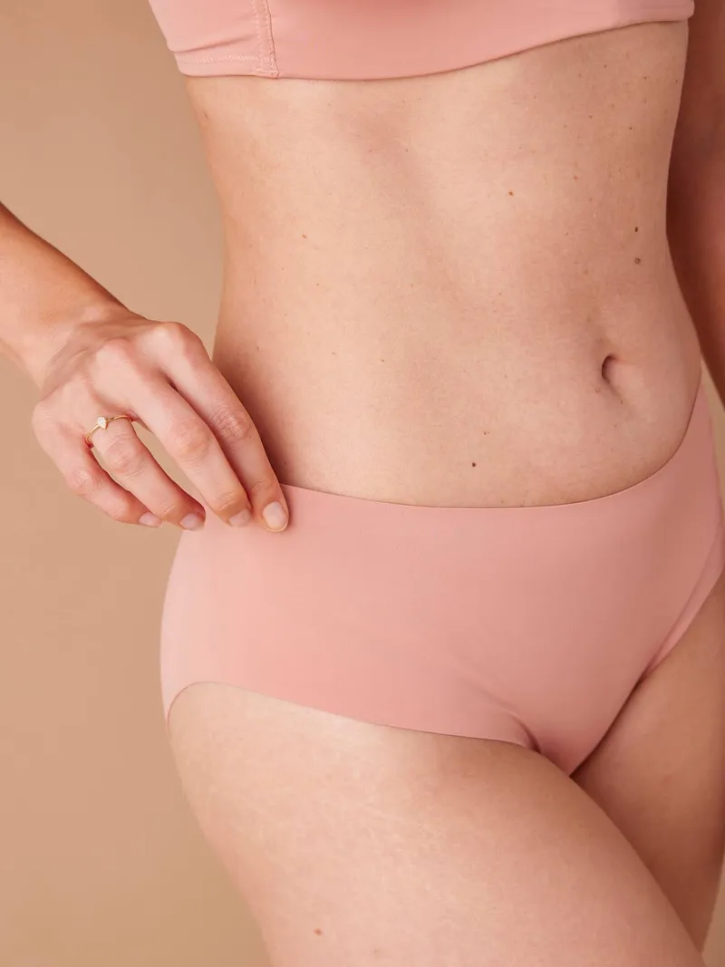 Envie De Fraise 2er-Pack nahtlose Umstands-Slips aus Mikrofaser ENVIE DE FRAISE, Beige, – Produktbild 3 von 4