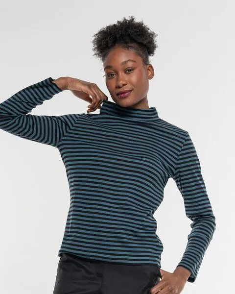 Alma & Lovis Alma & Lovis Turtleneck Ringelshirt aus softer Bio-Baumwolle | Ringel Turtleneck, Pinie (grün), – Produktbild 4 von 4