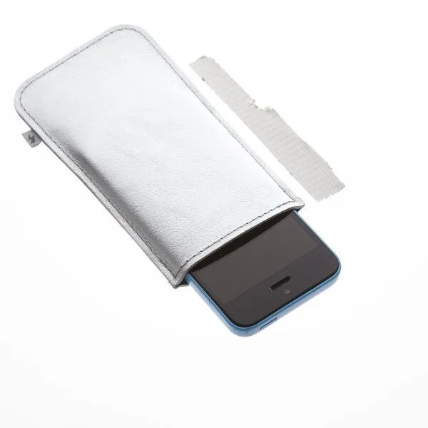 ELEKTROPULLI ELEKTROPULLI Handyhülle für dein iPhone 5, SE ohne Bumper/Case, Silber, – Produktbild 2 von 3