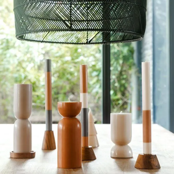 Originalhome Originalhome Kerzenständer aus recyceltem Teakholz, Triangle, M, Natur, – Produktbild 2 von 2