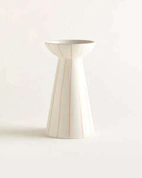 onomao onomao Handgemalte Vase 'Duarte' aus Steinzeug, Aprikose gestreift, – Produktbild 4 von 5