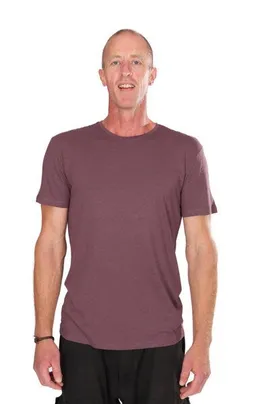 Life-Tree Life-Tree Ecovero Shirt für Herren "Basic" Fern Green/Mulberry – Produktbild 1 von 1