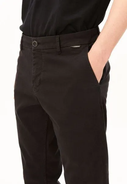 ARMEDANGELS ARMEDANGELS AASTER Herren Chino Hose aus Bio-Baumwoll Mix, Black, – Produktbild 2 von 3