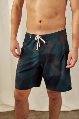 TWOTHIRDS TWOTHIRDS Herren vegan Shorts Kempe Grün – Produktbild 1 von 1