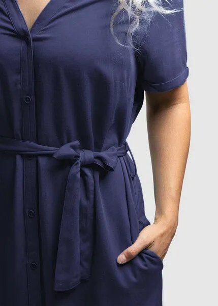 Zerum Zerum Kurzarm-Kleid Modell: Finja aus EcoVero Viskose, Navy (blau), – Produktbild 3 von 5