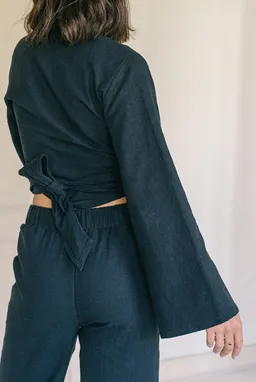 The View Yoga The View Yoga Damen vegan Top Lijn Schwarz – Produktbild 1 von 1