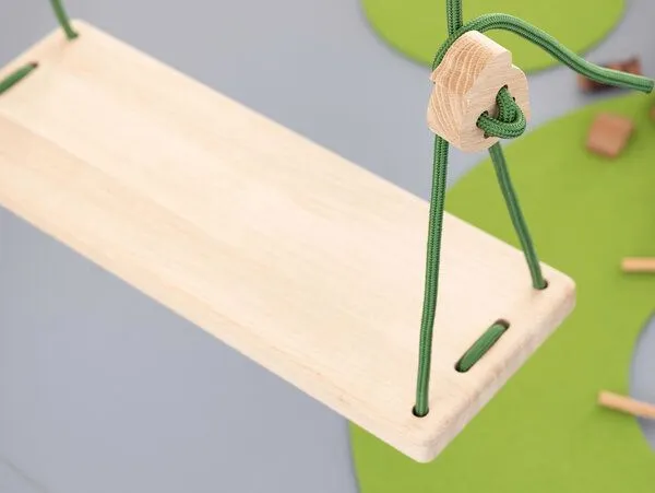 werkvoll by Lena Peter werkvoll by Lena Peter Nachhaltige Holz Kinder Schaukel FREI, Dunkelgrün, – Produktbild 5 von 7