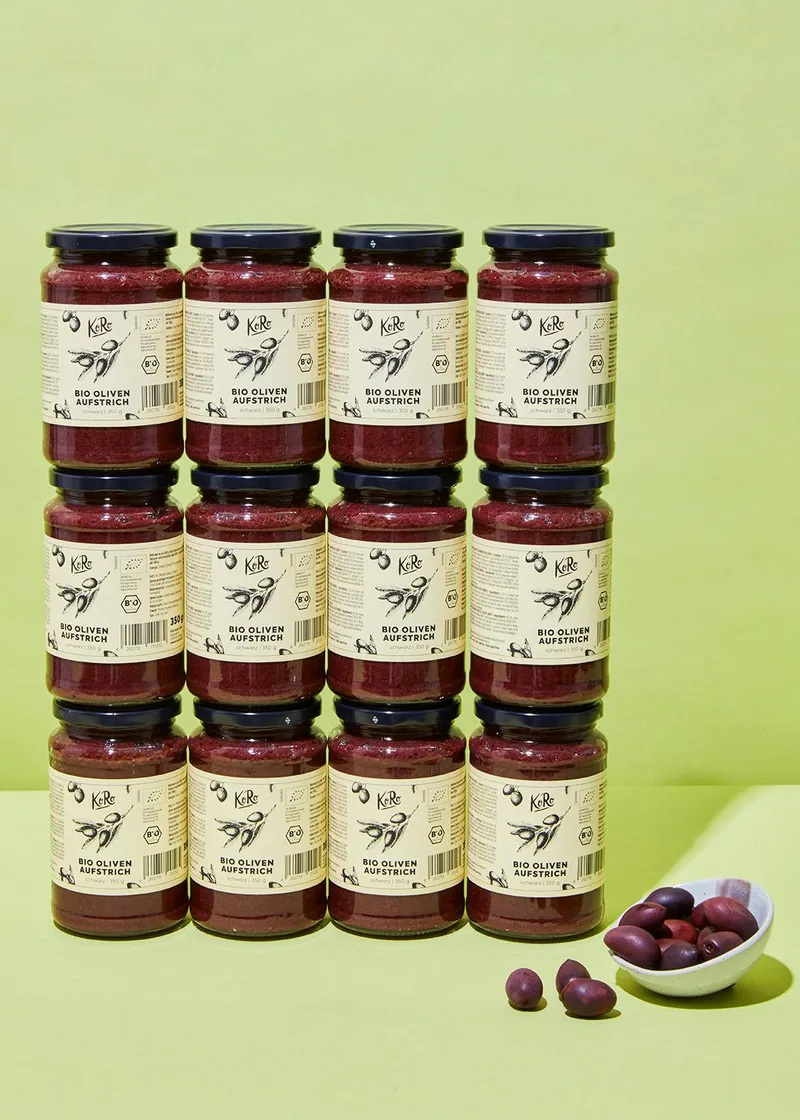 KoRo Schwarze Bio Oliven Aufstrich 12 x 350 g – Produktbild 1 von 5