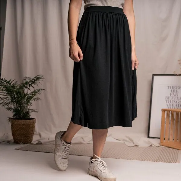 Vresh Clothing Vresh Clothing Velipa - Midi Rock mit TENCEL (TM) Lyocell, Schwarz, – Produktbild 4 von 4