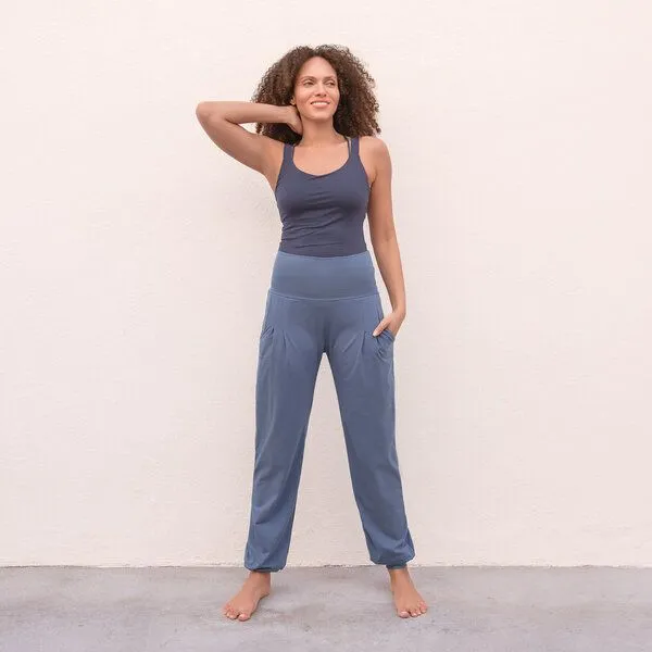 Jaya Jaya JOELLE - Damen - Hose für Yoga und Freizeit aus Biobaumwolle, Bluegrey/blau, – Produktbild 1 von 2