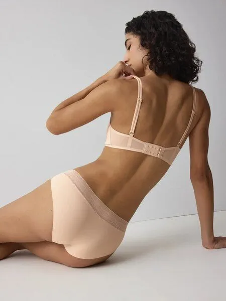 Triumph Triumph Hipster | Breathe & Lift Smart | elastischer Materialmix, Natur (beige), – Produktbild 2 von 4