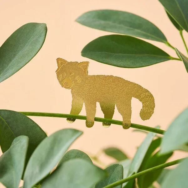 another studio another studio Plant Animal - Design Pflanzendekoration - Figuren aus Messing, Roter panda, – Produktbild 1 von 4