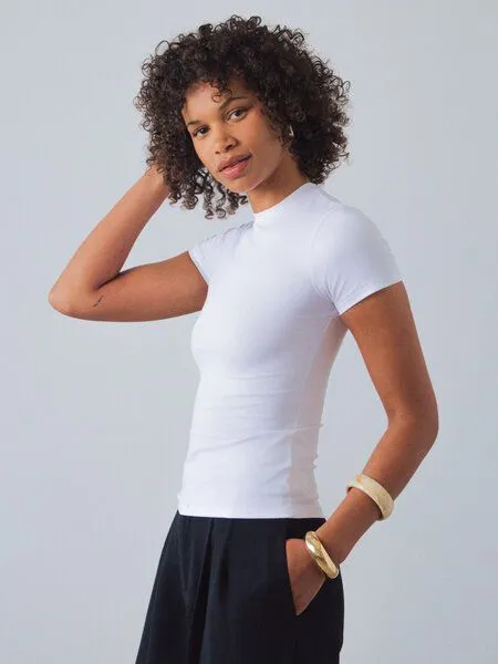 Honest Basics Honest Basics Damen Slim Fit T-Shirt aus Bio- und recycelter Baumwolle, White, – Produktbild 3 von 4