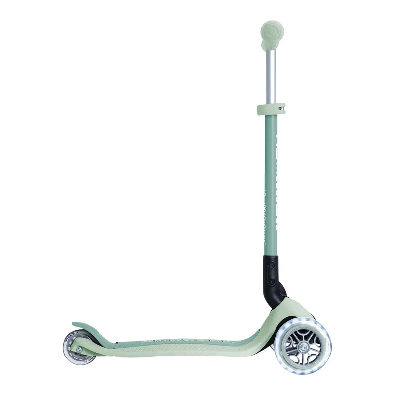 Globber Globber Scooter PRIMO Foldable Lights ECO, Gruen, – Produktbild 3 von 3