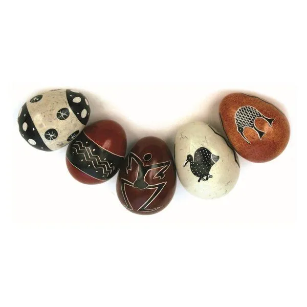 El Puente El Puente Osterei aus Kisii-Speckstein | Fair Trade & Handmade aus Kenia, Mehrfarbig, – Produktbild 1 von 1