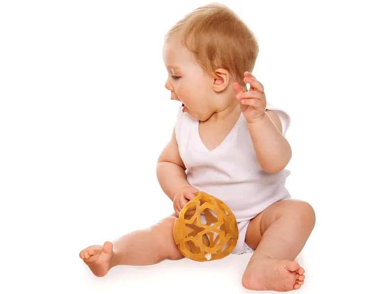 HEVEA HEVEA Star Baby Ball Greifling Naturkautschuk 12 cm Durchmesser, Natur, – Produktbild 2 von 2