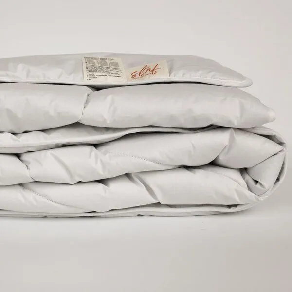 Slāf Slāf Alpaka Ganzjahres Bettdecke 200x200 mit kbA Batistbezug BIO – Produktbild 1 von 2