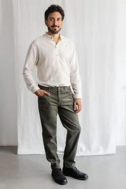 Jyoti - Fair Works Jyoti - Fair Works Bio-Baumwollcord Hose Prakrit – Produktbild 1 von 1