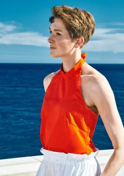Sophia Schneider-Esleben Sophia Schneider-Esleben Neckholder Thekla - Top Damen aus Bio-Baumwolle, Rot, – Produktbild 3 von 3