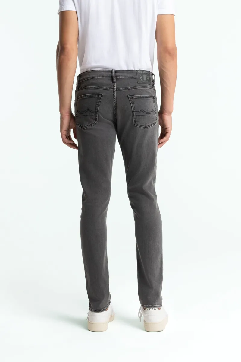 Kings Of Indigo Kings of Indigo Herren vegan Jeans John Washed Grau, Grau, – Produktbild 2 von 2